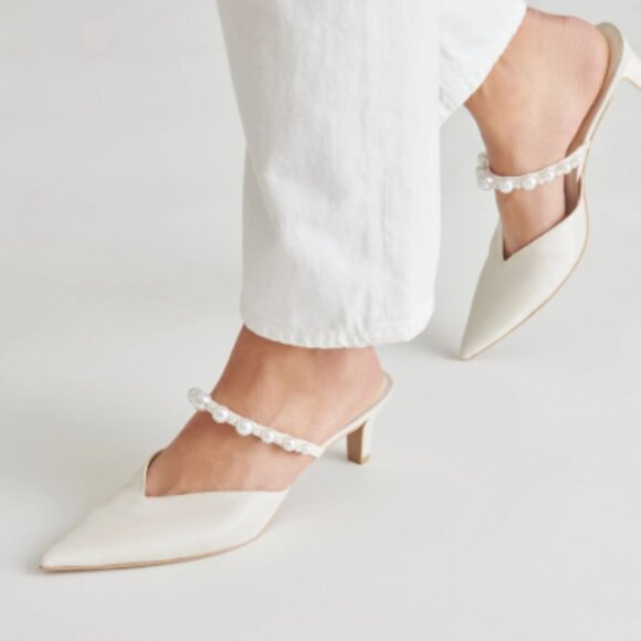 Dolce Vita Kanika Pearl Mid Heels Vanilla Pearls Wedding Bride Size 8 $150.00 - Picture 5 of 16